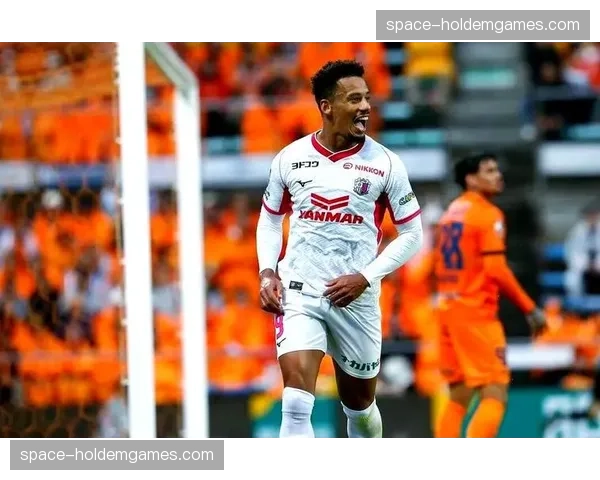 消息：上海海港确认新援巴西中场拉斐尔在训练中肌肉不适，将缺席首轮