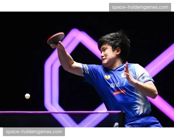 战术分析:张本智和的反手防守反击体系在应对左手选手时的漏洞 战术分析:张本智和的反手防守反击体系在应对左手选手时的漏洞