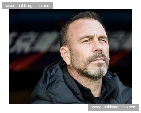 升班马巴黎FC客场3-1逆转梅斯，战术执行力获业界认可